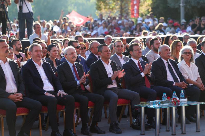 -kilicdaroglu-ve-eski-yonetim-gorevlerine-iade-edilsin-